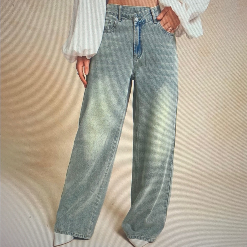 Women's Light Blue Wide-Leg Jeans